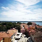 12 Apartament Lopar